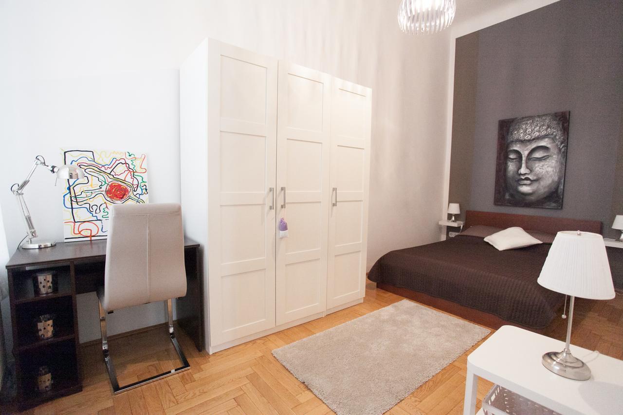 Royal Center Apartment Budapest Bagian luar foto