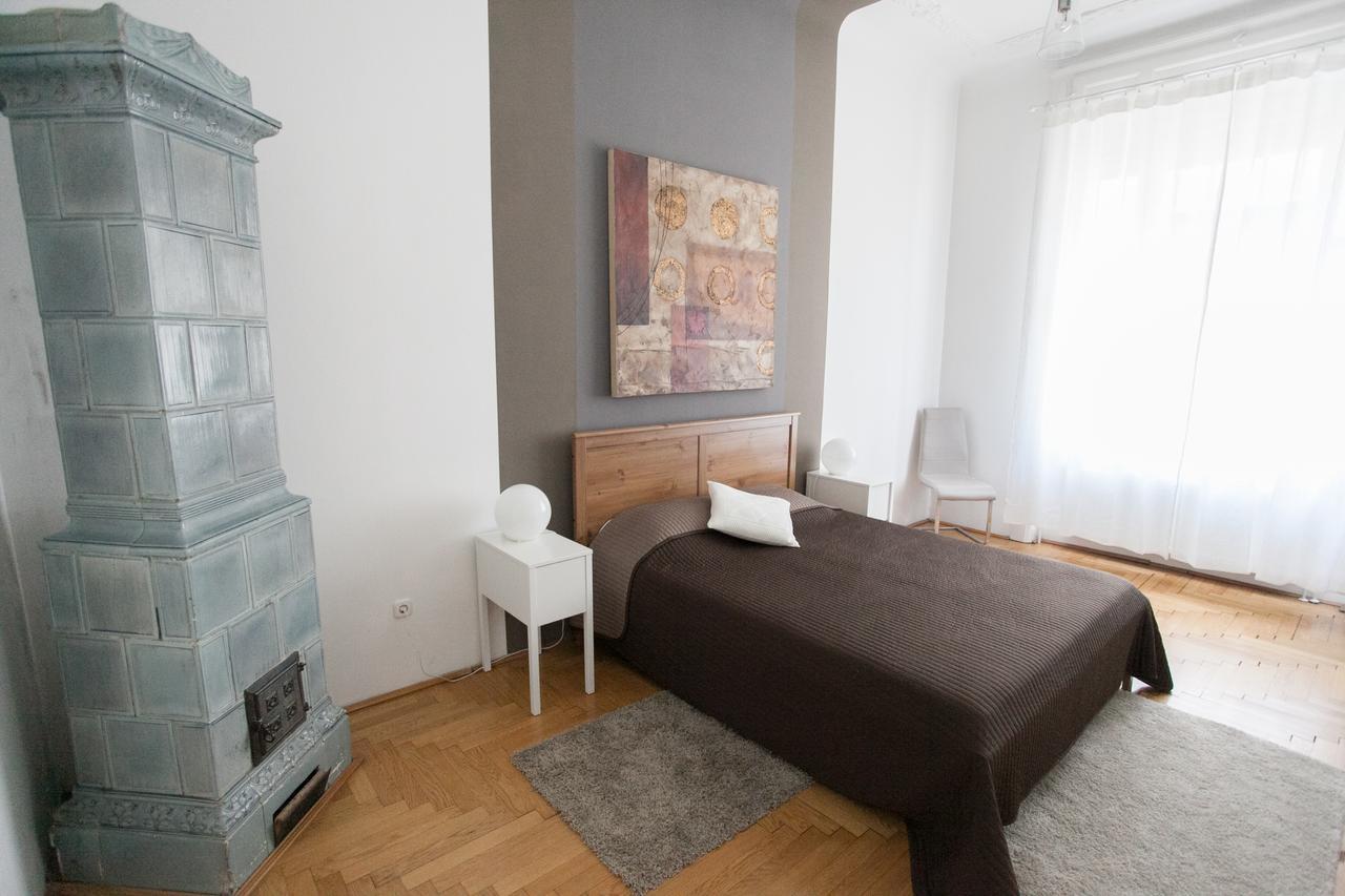 Royal Center Apartment Budapest Bagian luar foto