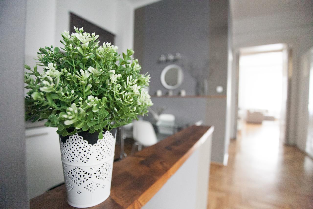 Royal Center Apartment Budapest Bagian luar foto