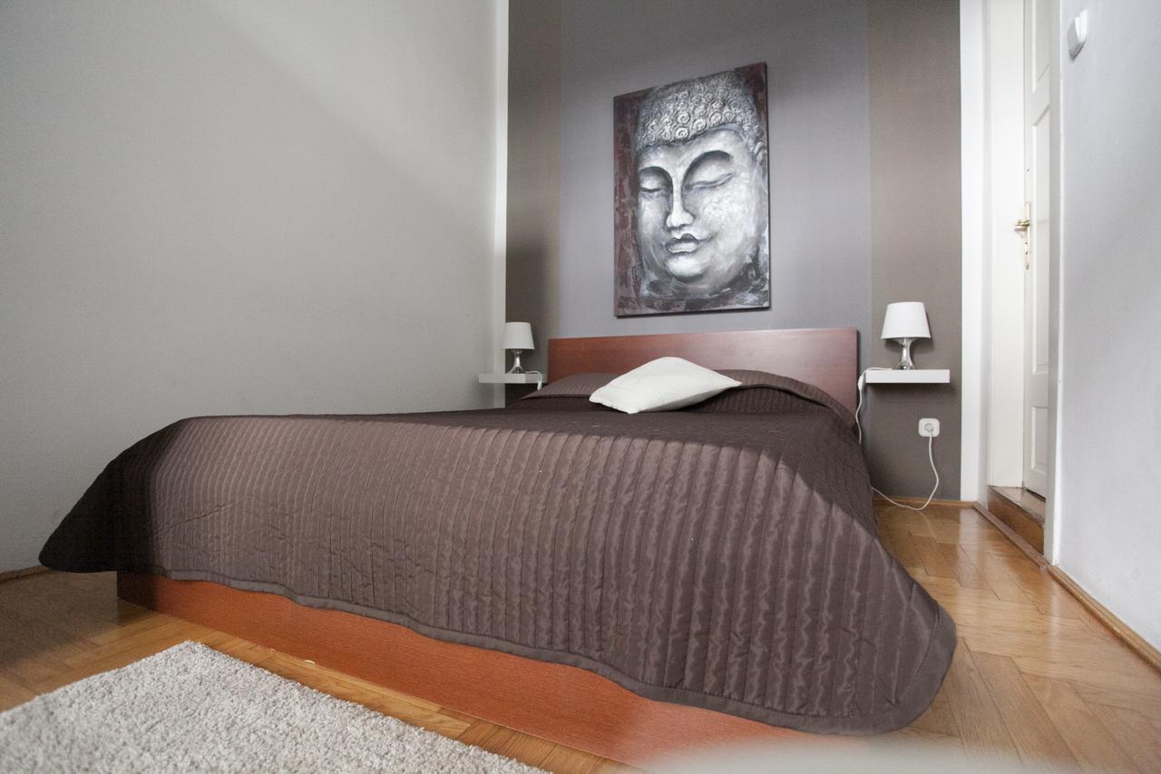 Royal Center Apartment Budapest Bagian luar foto
