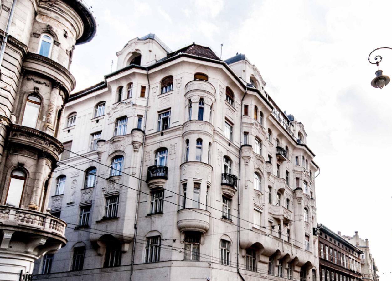 Royal Center Apartment Budapest Bagian luar foto